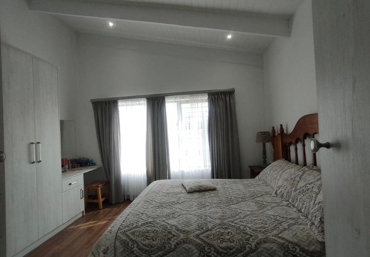 4 Bedroom Property for Sale in Noorsekloof Eastern Cape